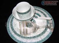 消毒餐具与陶瓷餐具的交融 世界工厂网中搪瓷制品的创新与批发新视角